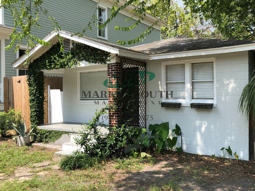 Savannah House: 520 E. Bolton Street
