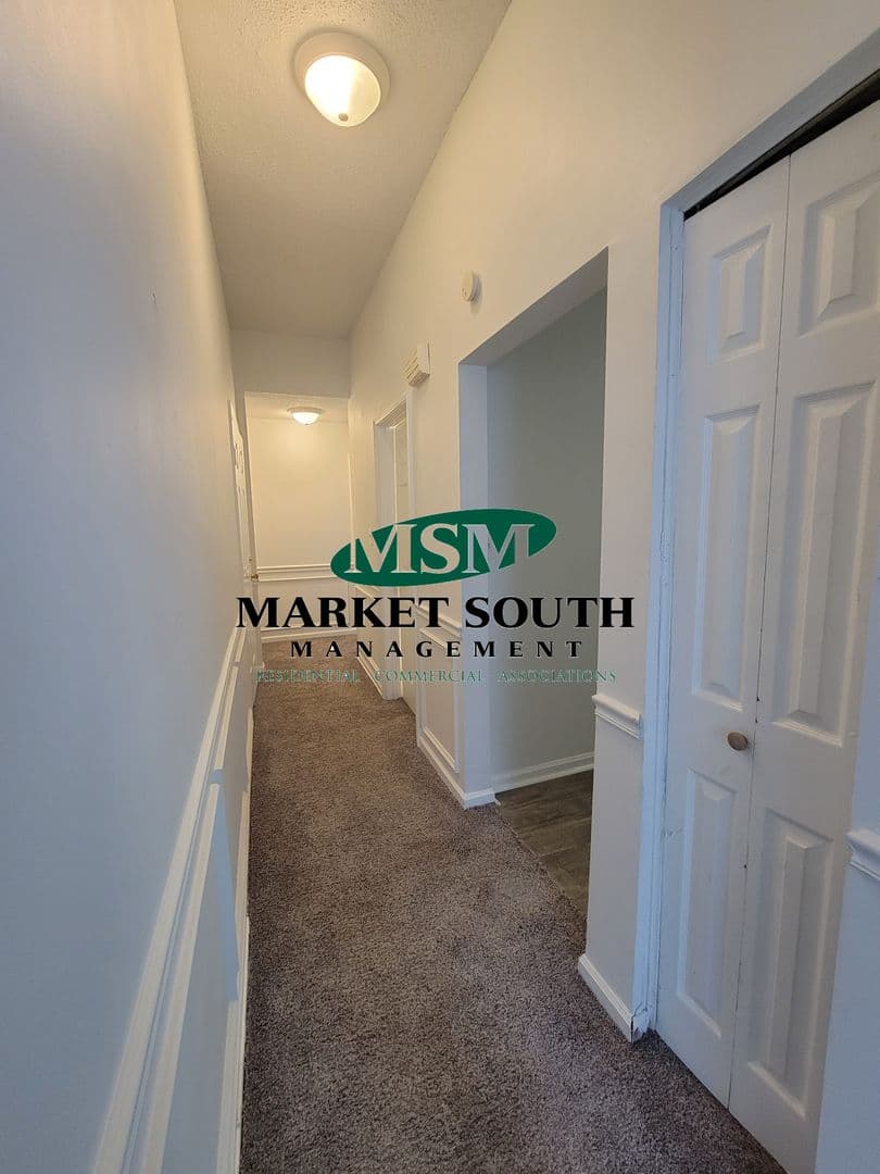 Savannah Apartment: 210 E. Anderson Street