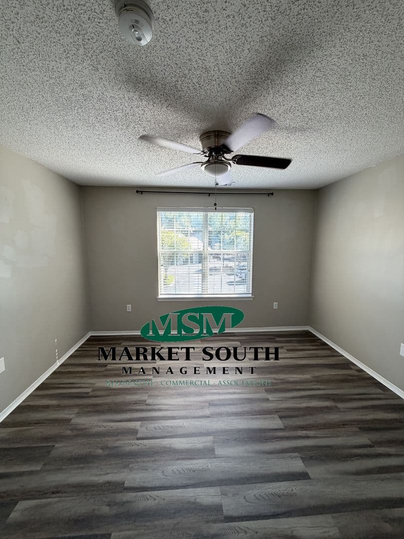 Savannah House: 12300 Apache Avenue