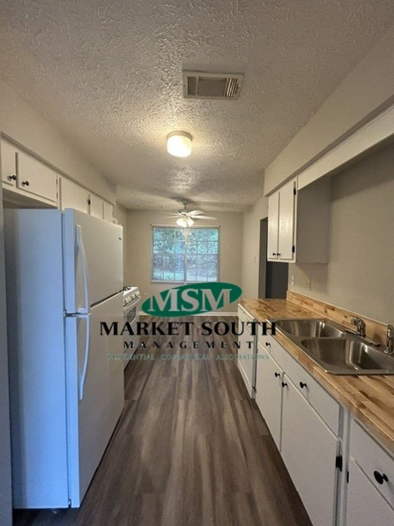 Savannah House: 18 Friar Tuck Drive