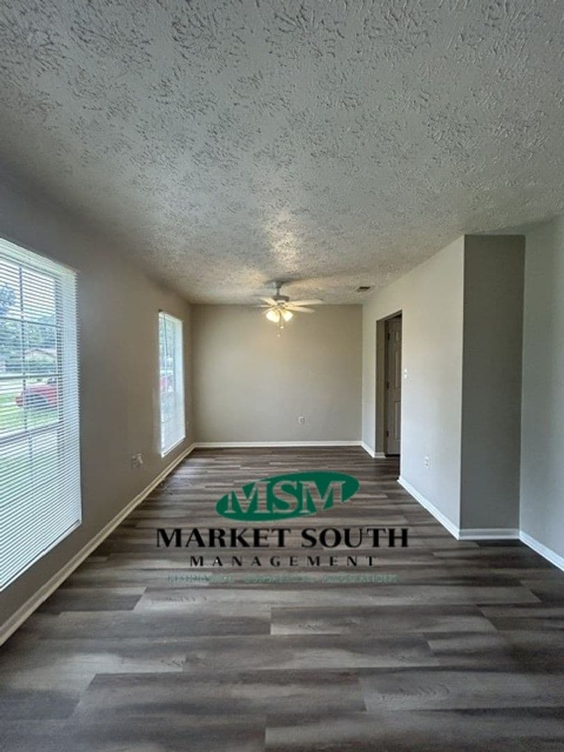 Savannah House: 18 Friar Tuck Drive