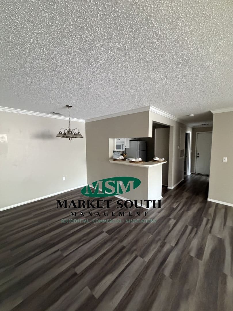 Savannah House: 12300 Apache Avenue