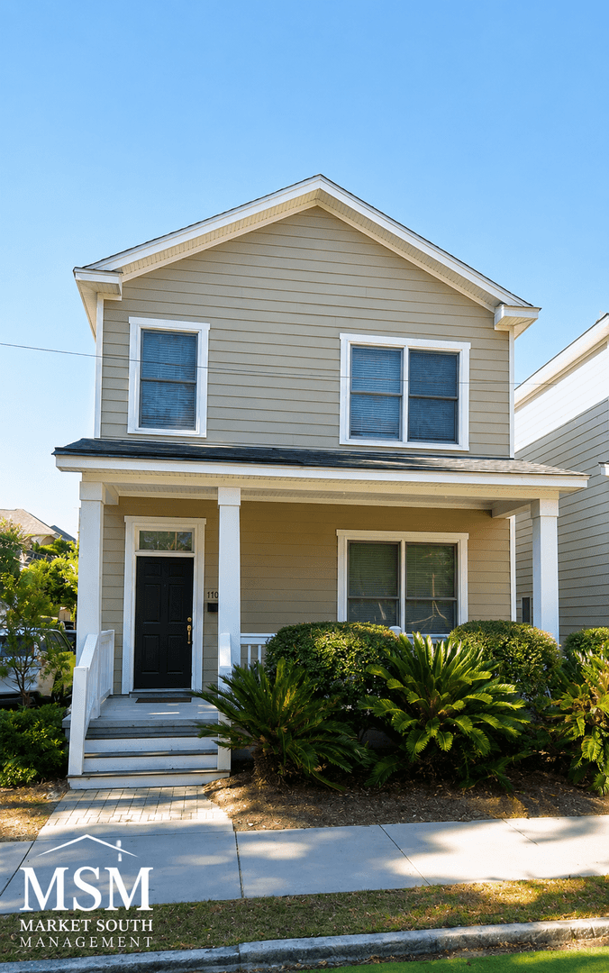 Savannah House: 1705 Lincoln Street