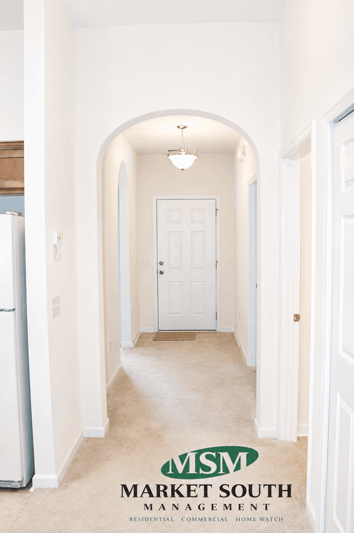 Savannah House: 34 Falkland Avenue
