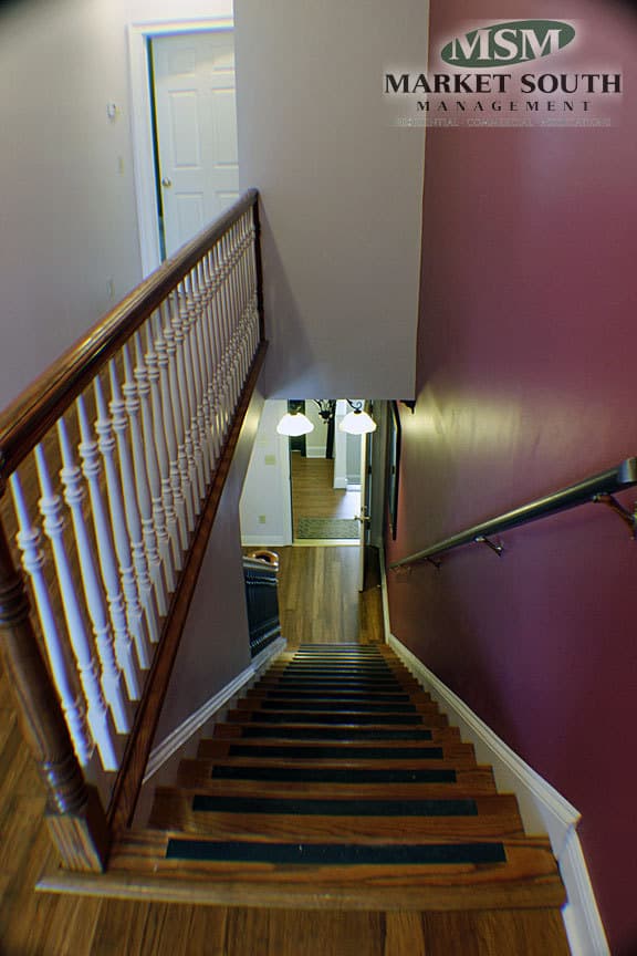 Savannah House: 335 W. Charlton Street
