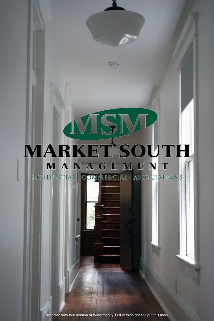 Savannah Apartment: 106 E. Bolton Street