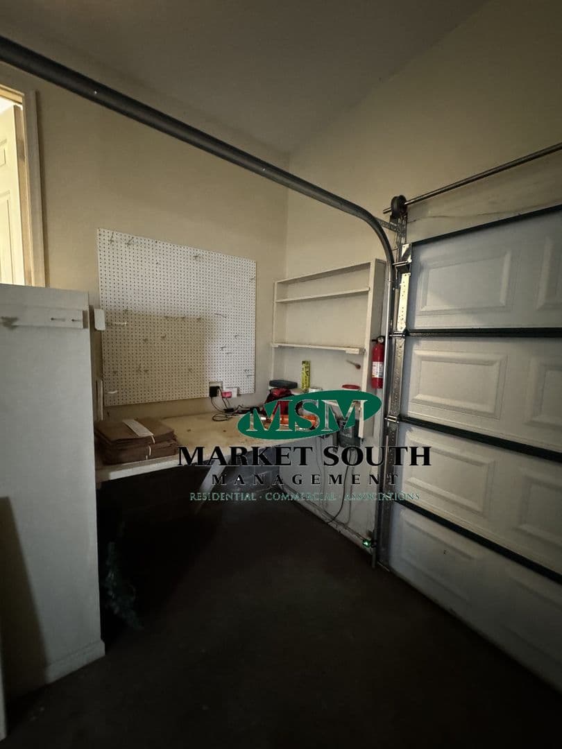 Savannah House: 212 Sugar Mill Drive