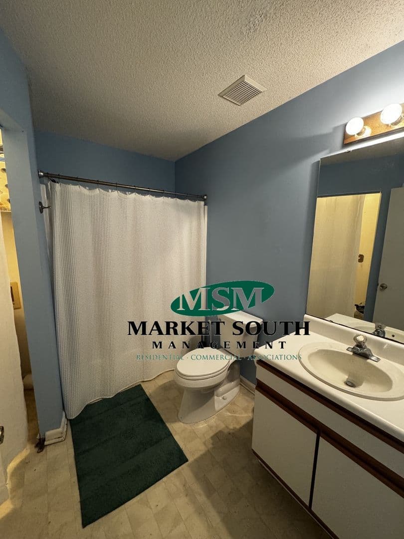 Savannah House: 212 Sugar Mill Drive