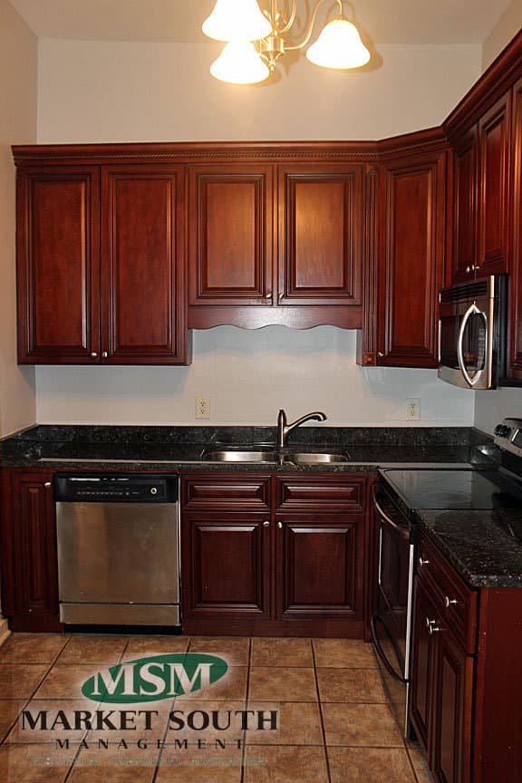 Savannah House: 402 E. 32nd Street