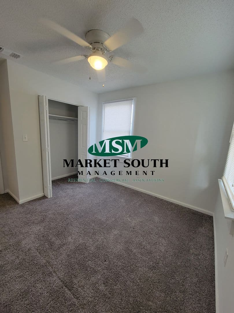 Savannah Apartment: 210 E. Anderson Street