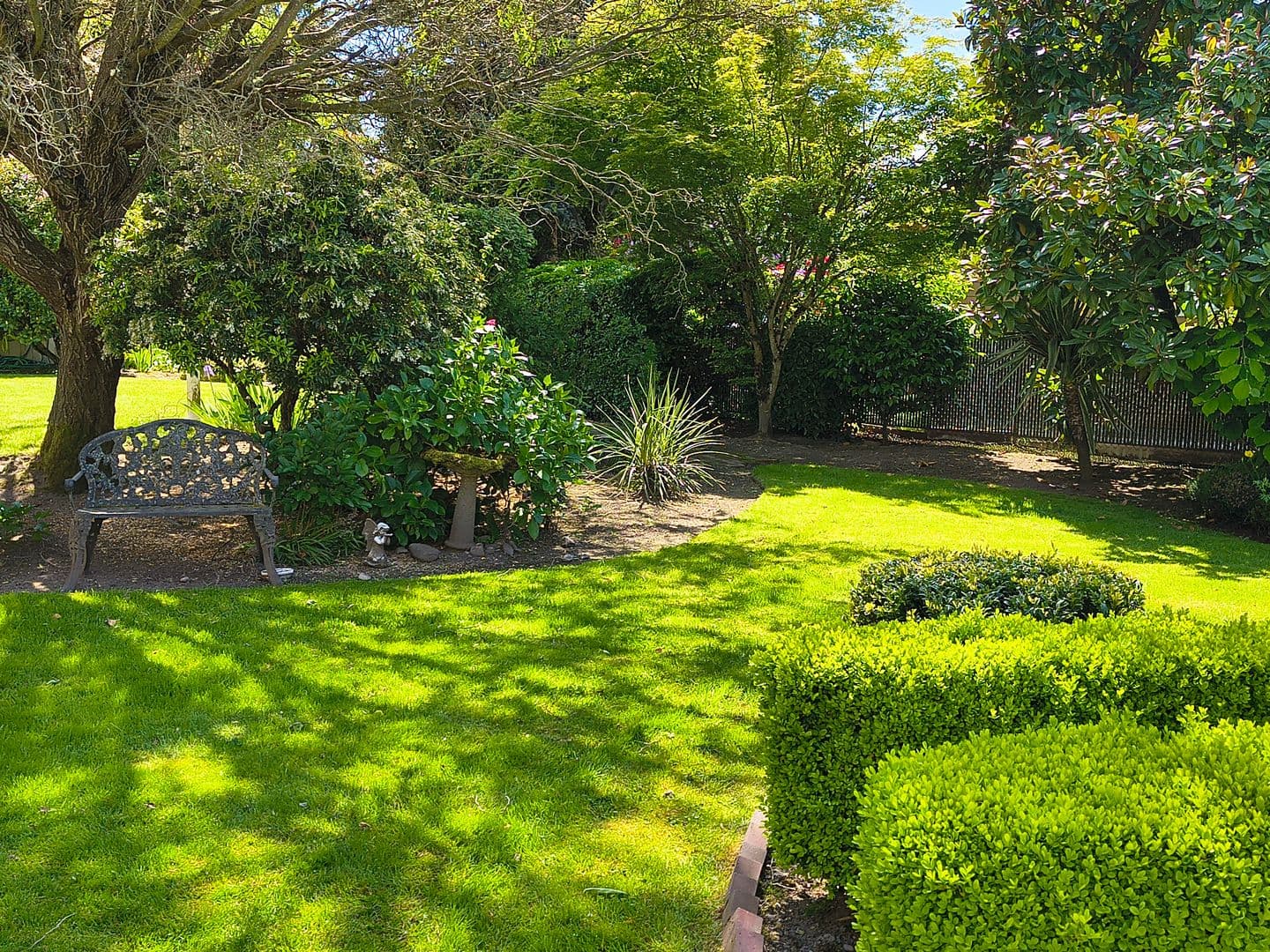 Normandy Park Apartment: 133 SW Normandy Road