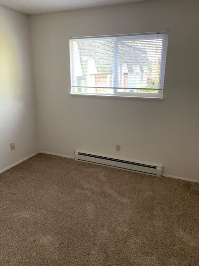 Normandy Park Apartment: 133 SW Normandy Road