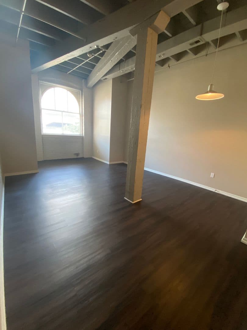 Omaha Apartment: 1115 Harney Street