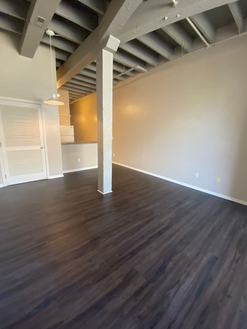 Omaha Apartment: 1115 Harney Street