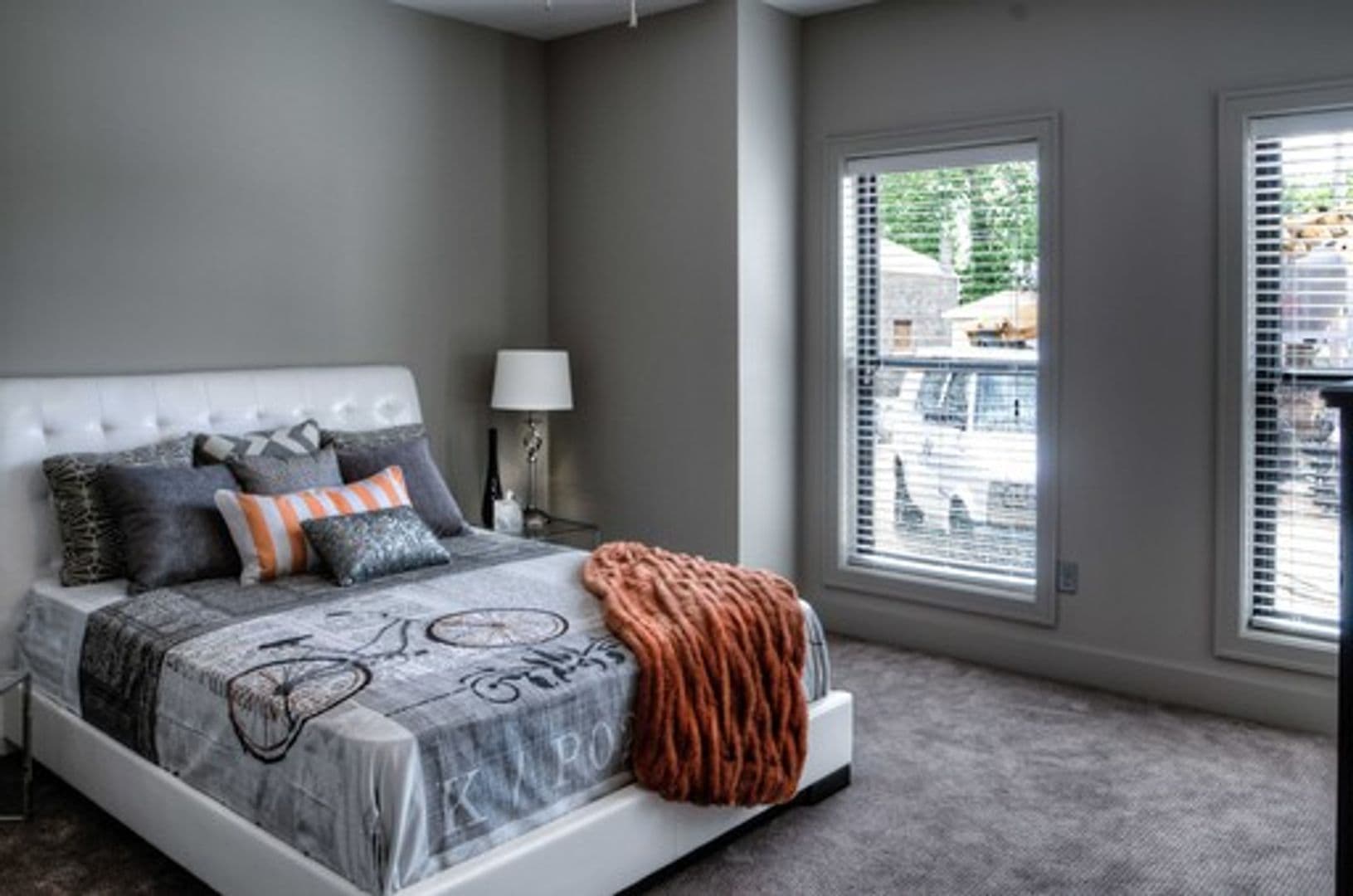 Omaha Apartment: 1042 S. 30th Avenue