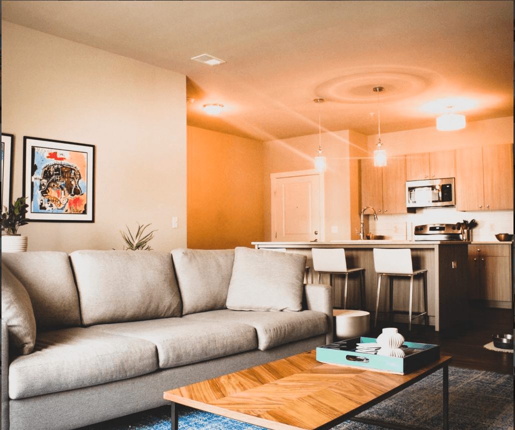Omaha Apartment: 3625 Dewey Ave