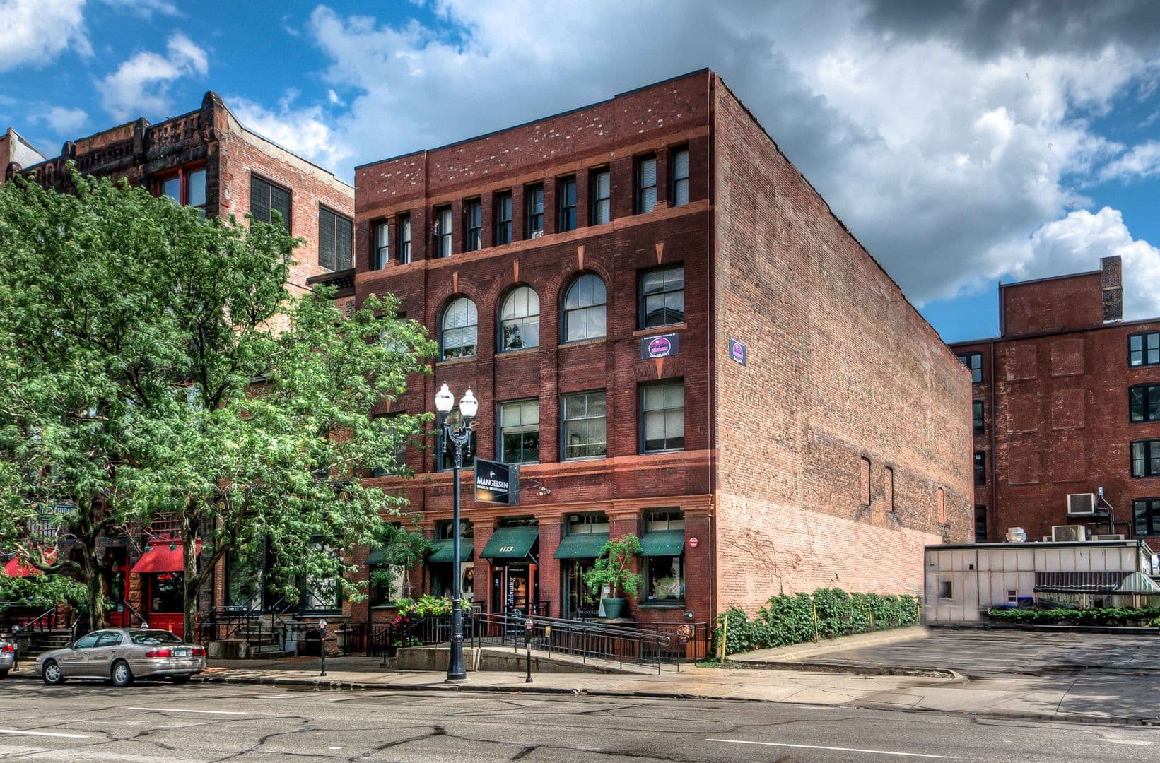 Omaha Apartment: 1115 Harney Street