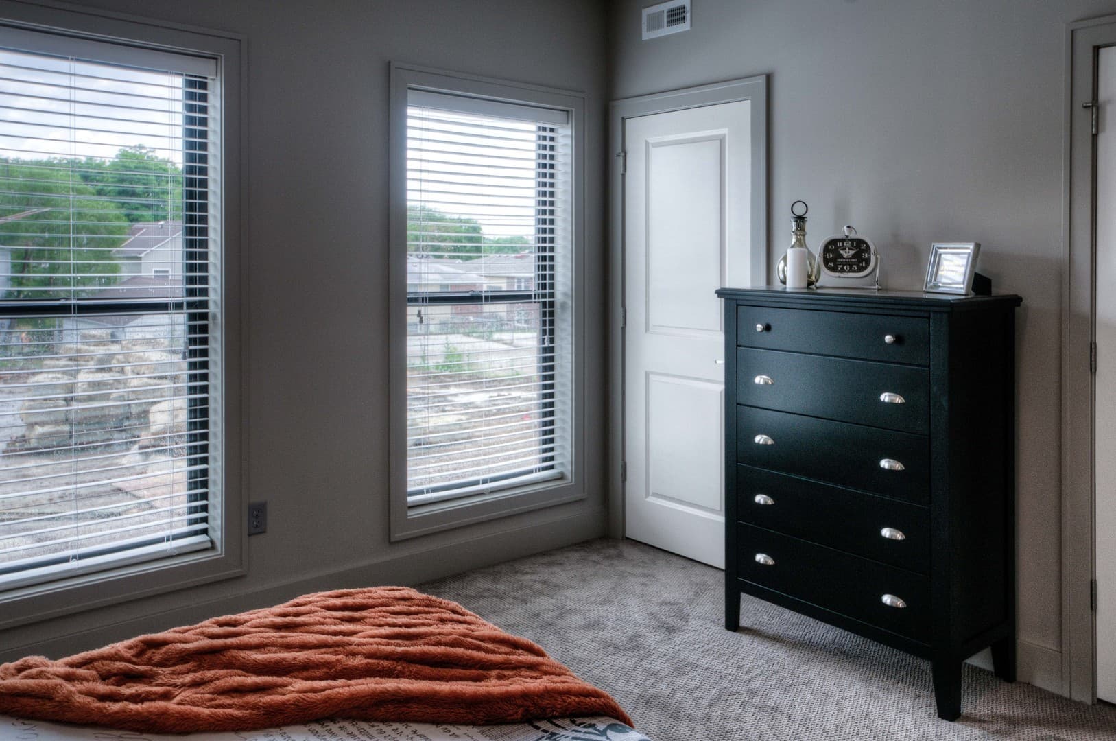 Omaha Apartment: 1042 S. 30th Avenue