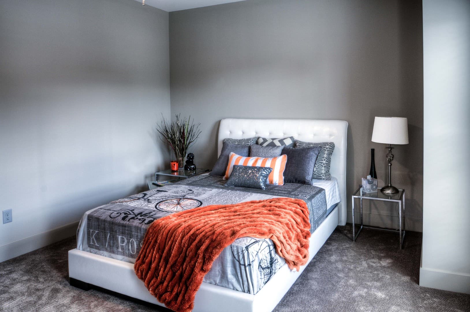 Omaha Apartment: 1042 S. 30th Avenue