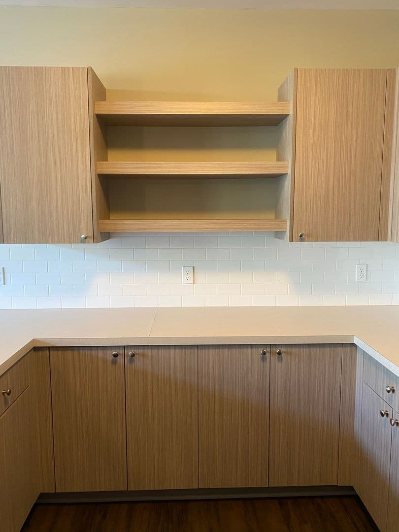 Omaha Apartment: 1042 S. 30th Avenue