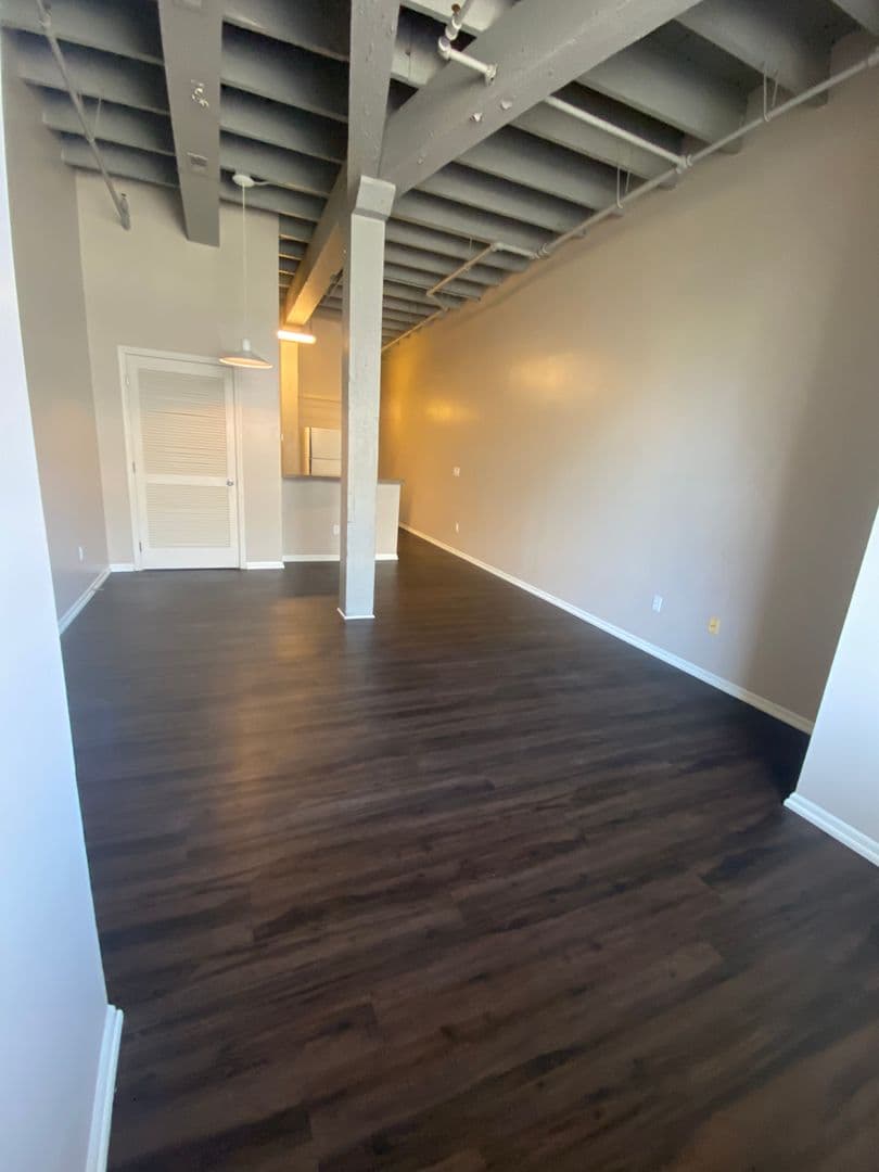 Omaha Apartment: 1115 Harney Street