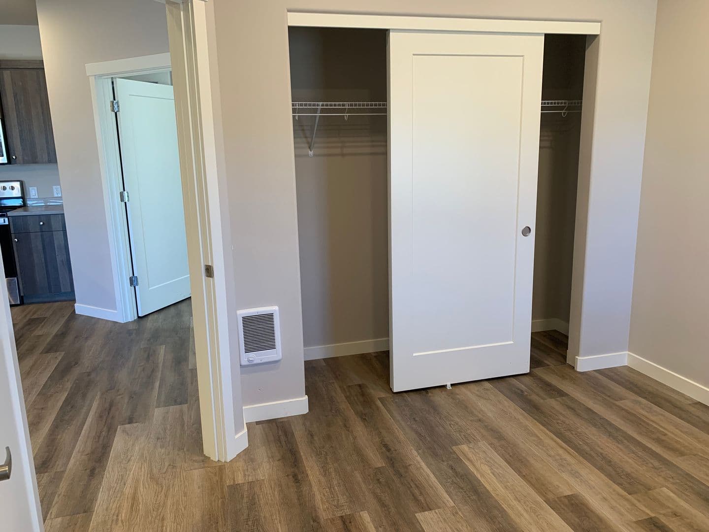 Redmond Apartment: 1140 SW 27th  - Unit 102