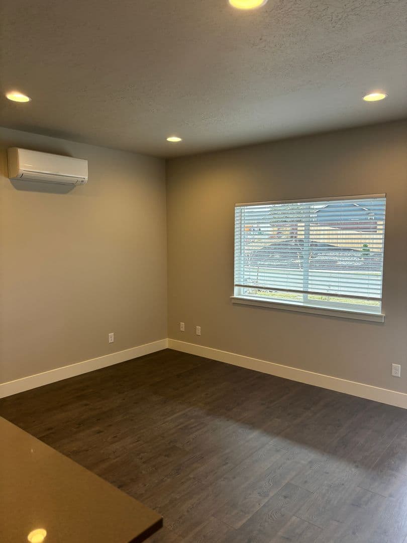 Redmond Townhome: 3554 SW 48th