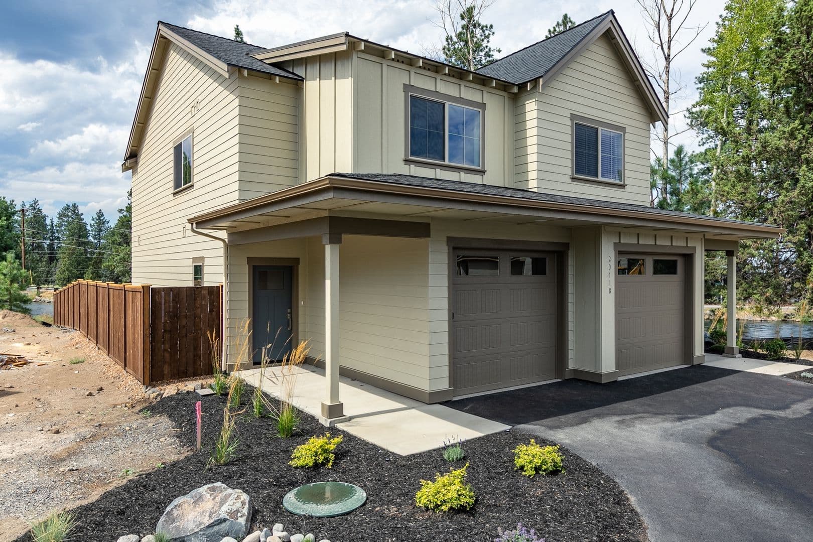 Bend Townhome: 20118 Flowing Water Way