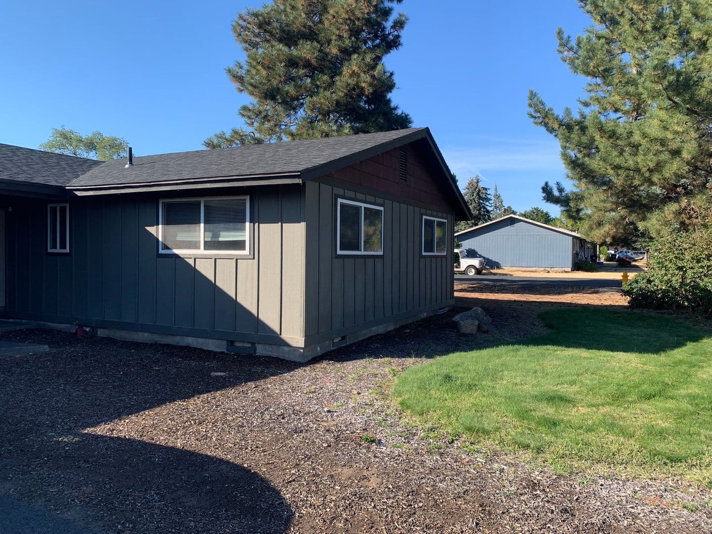 Redmond Apartment: 2155 NW 12th St.