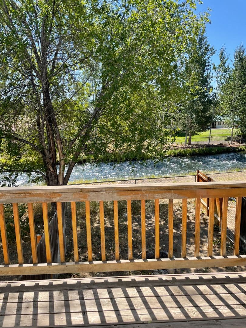 Redmond Apartment: 2566 SW Yew Avenue