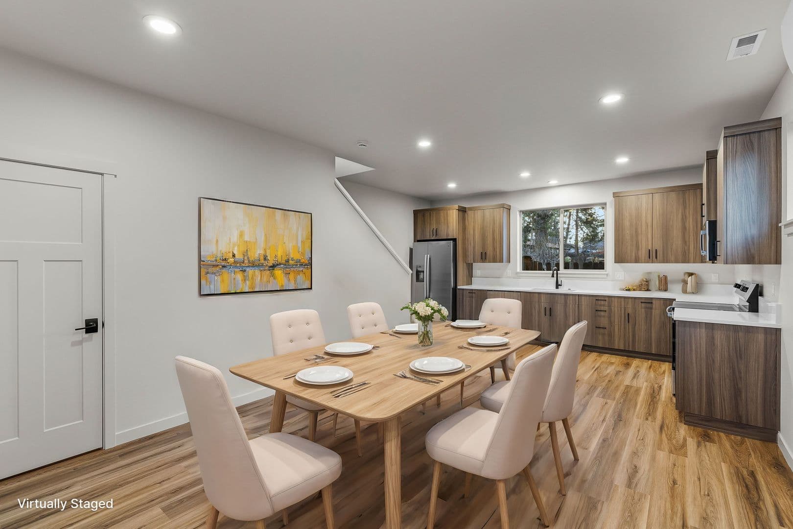 Bend Townhome: 817 SE 5th St