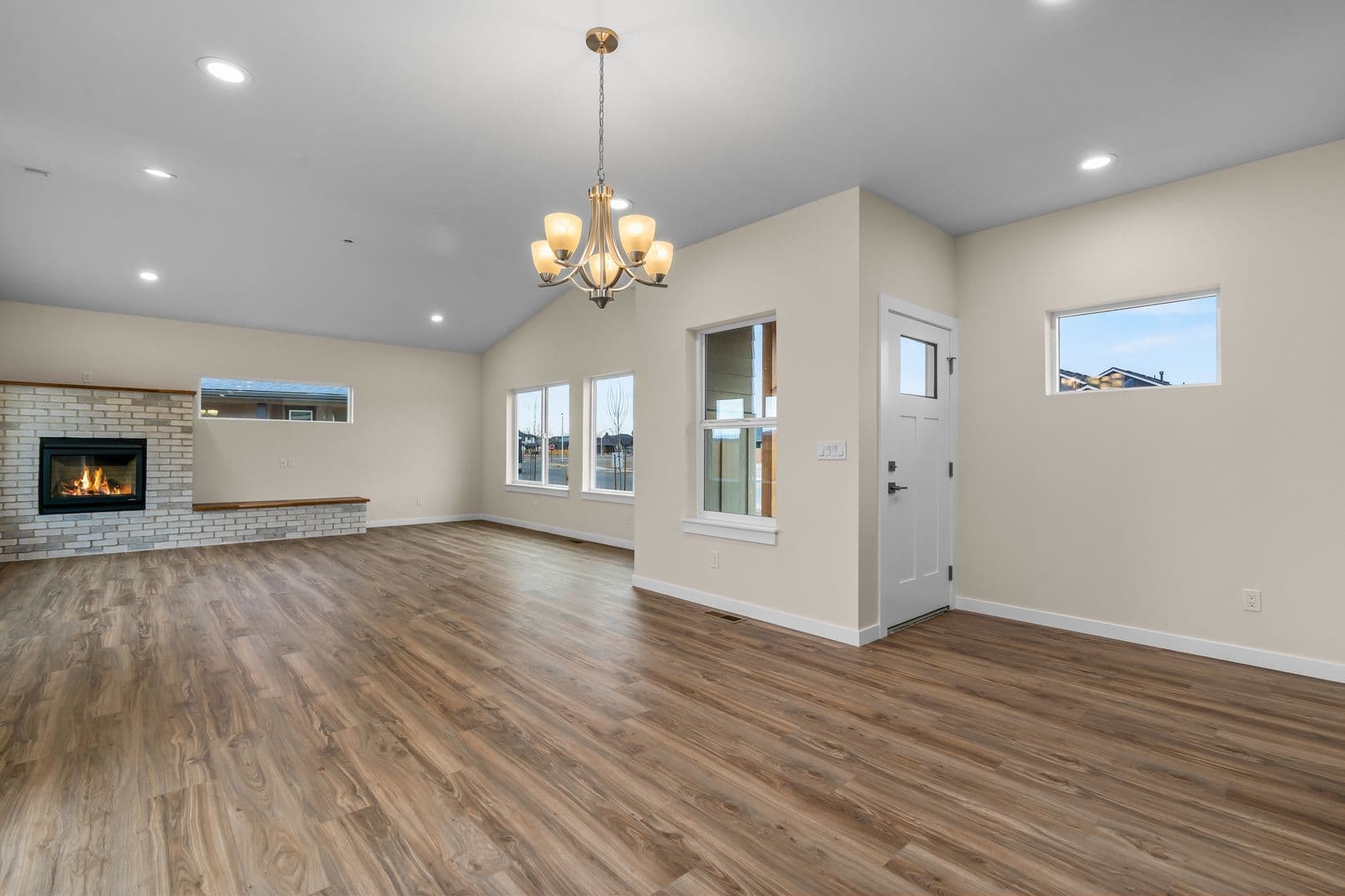 Prineville Condo: 899 NE Discovery Loop