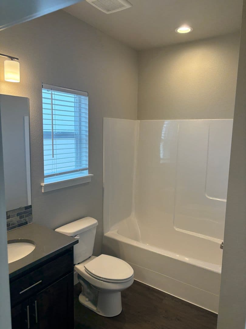 Redmond Townhome: 3554 SW 48th