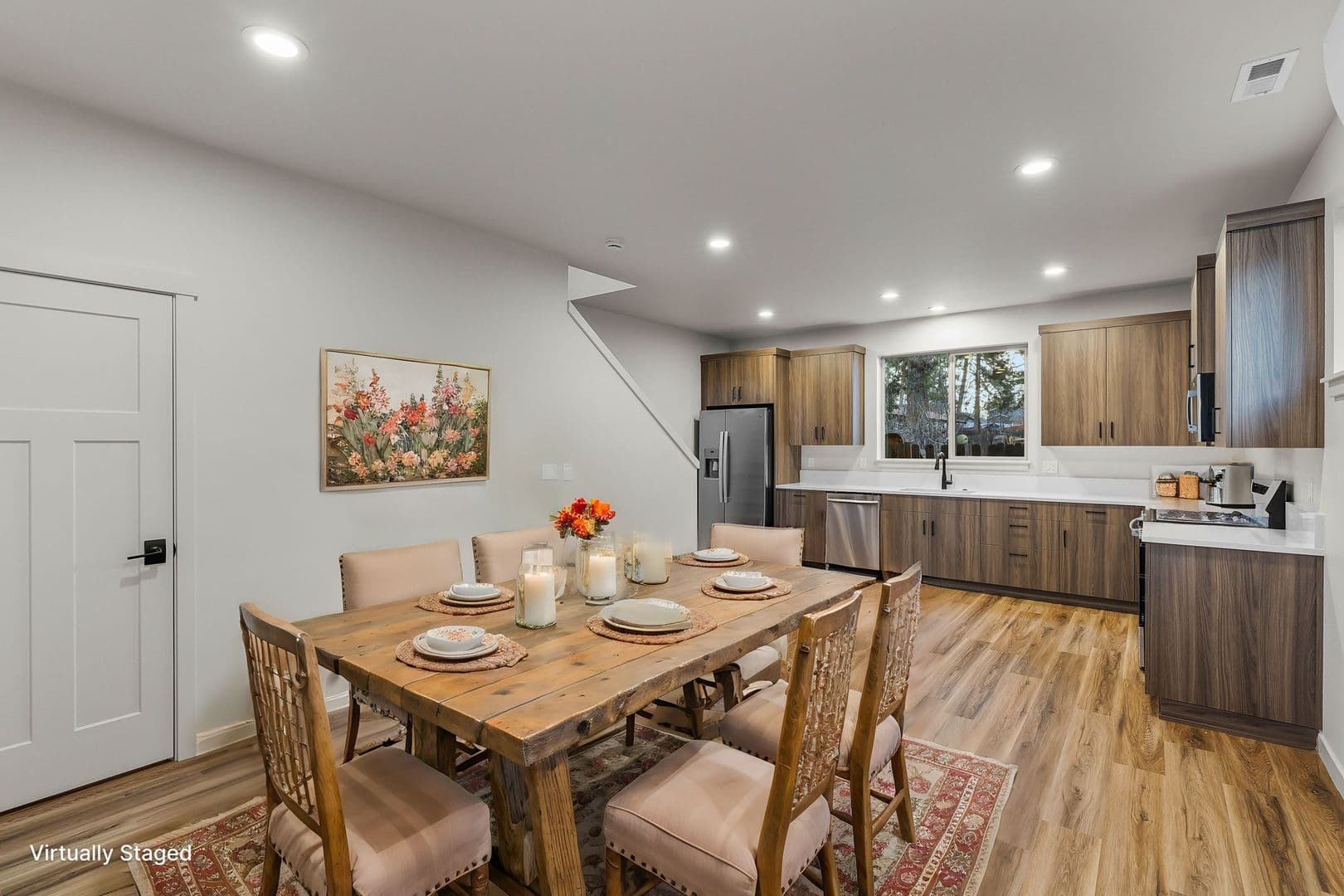 Bend Townhome: 817 SE 5th St