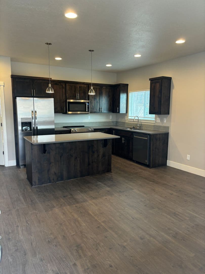 Redmond Townhome: 3554 SW 48th