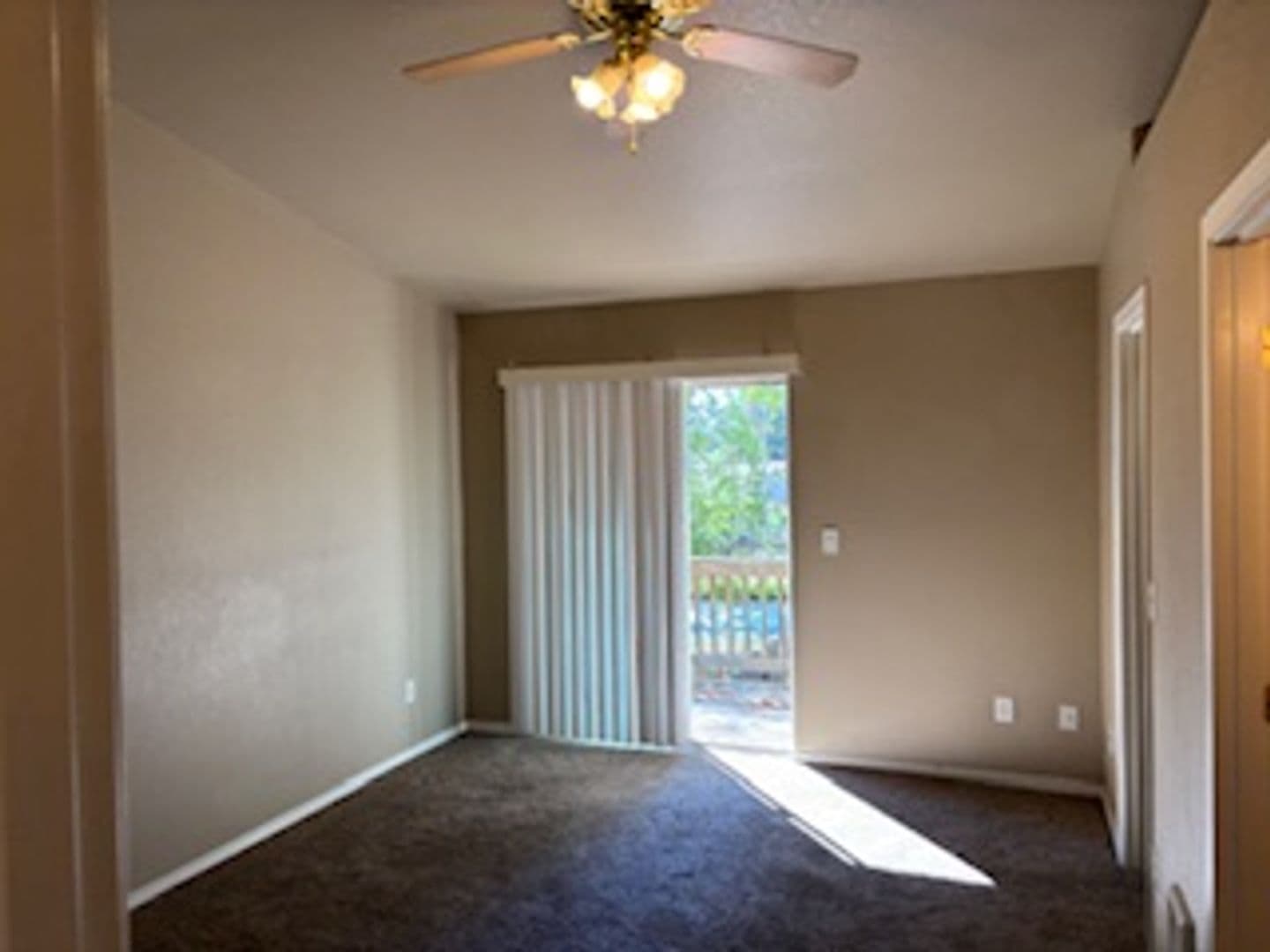 Redmond Apartment: 2566 SW Yew Avenue