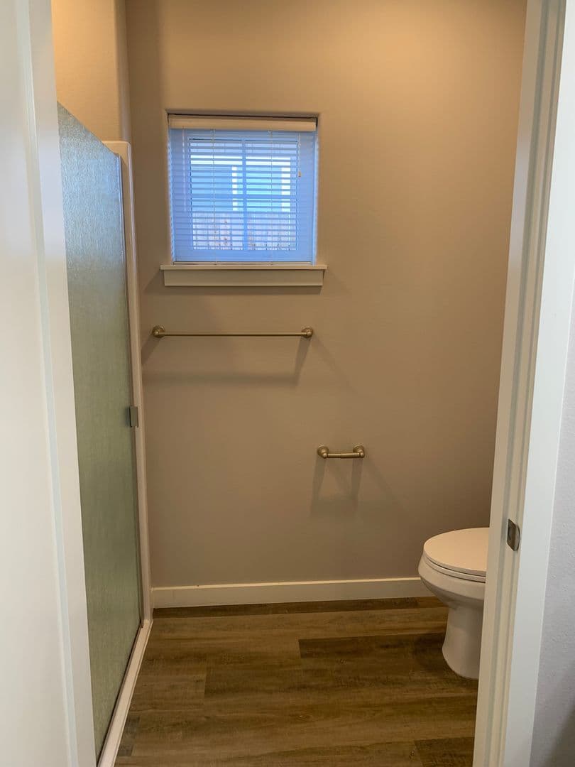 Redmond Apartment: 1140 SW 27th  - Unit 102
