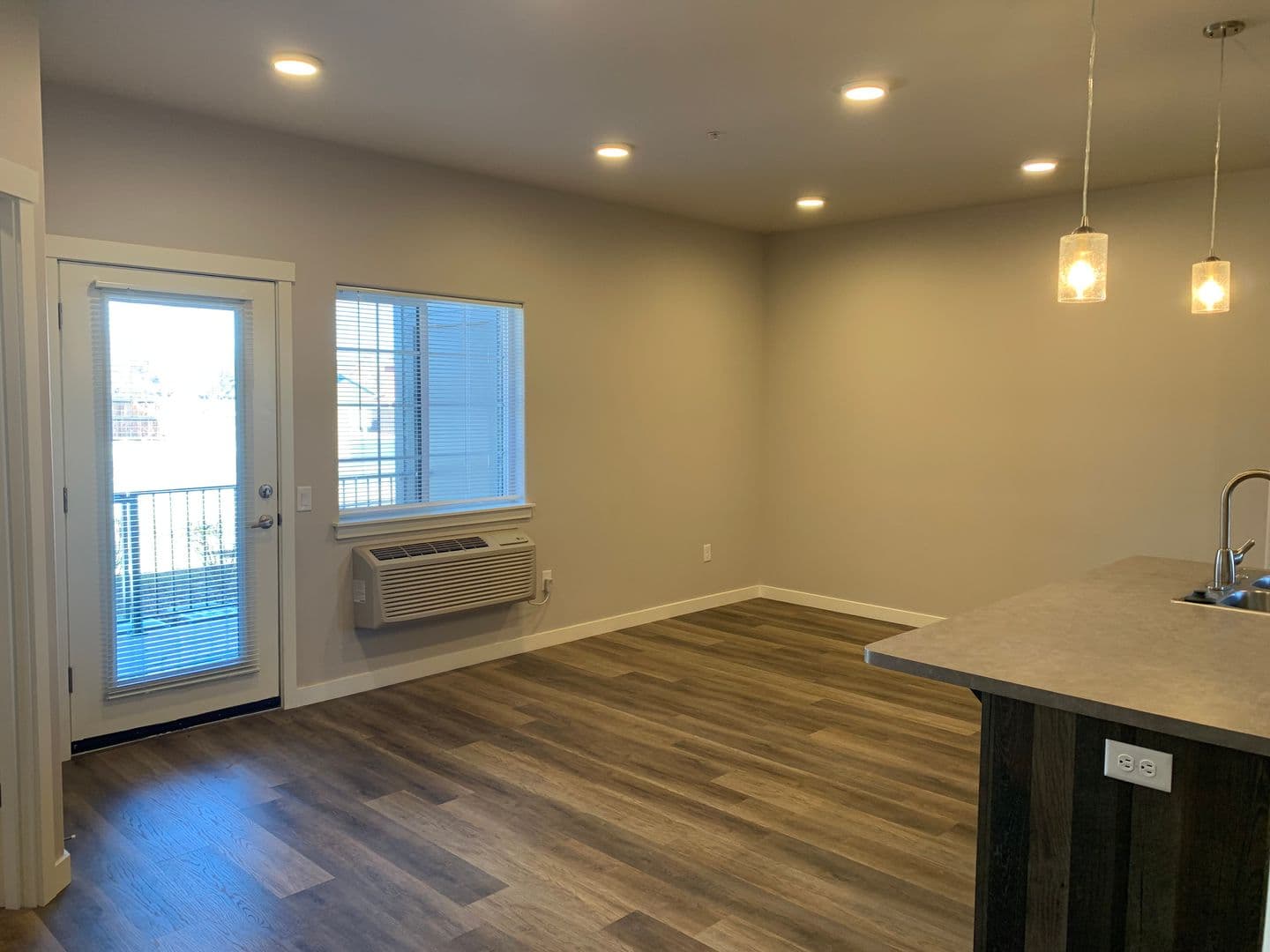 Redmond Apartment: 1140 SW 27th  - Unit 102