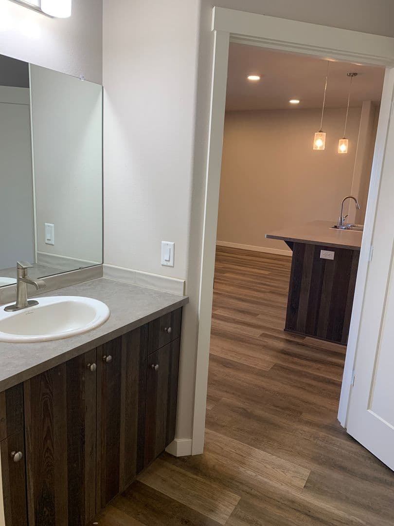 Redmond Apartment: 1140 SW 27th  - Unit 102