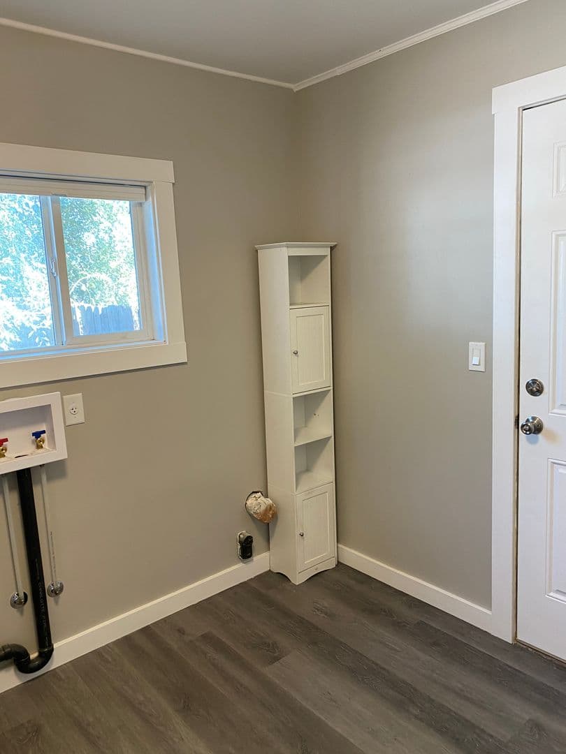 Prineville House: 1272 NW Markuson Dr