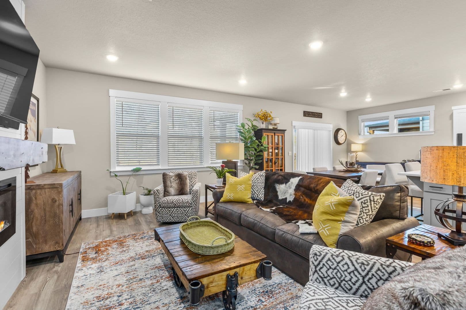 Bend House: 19318 SW Marshmallow Pl.