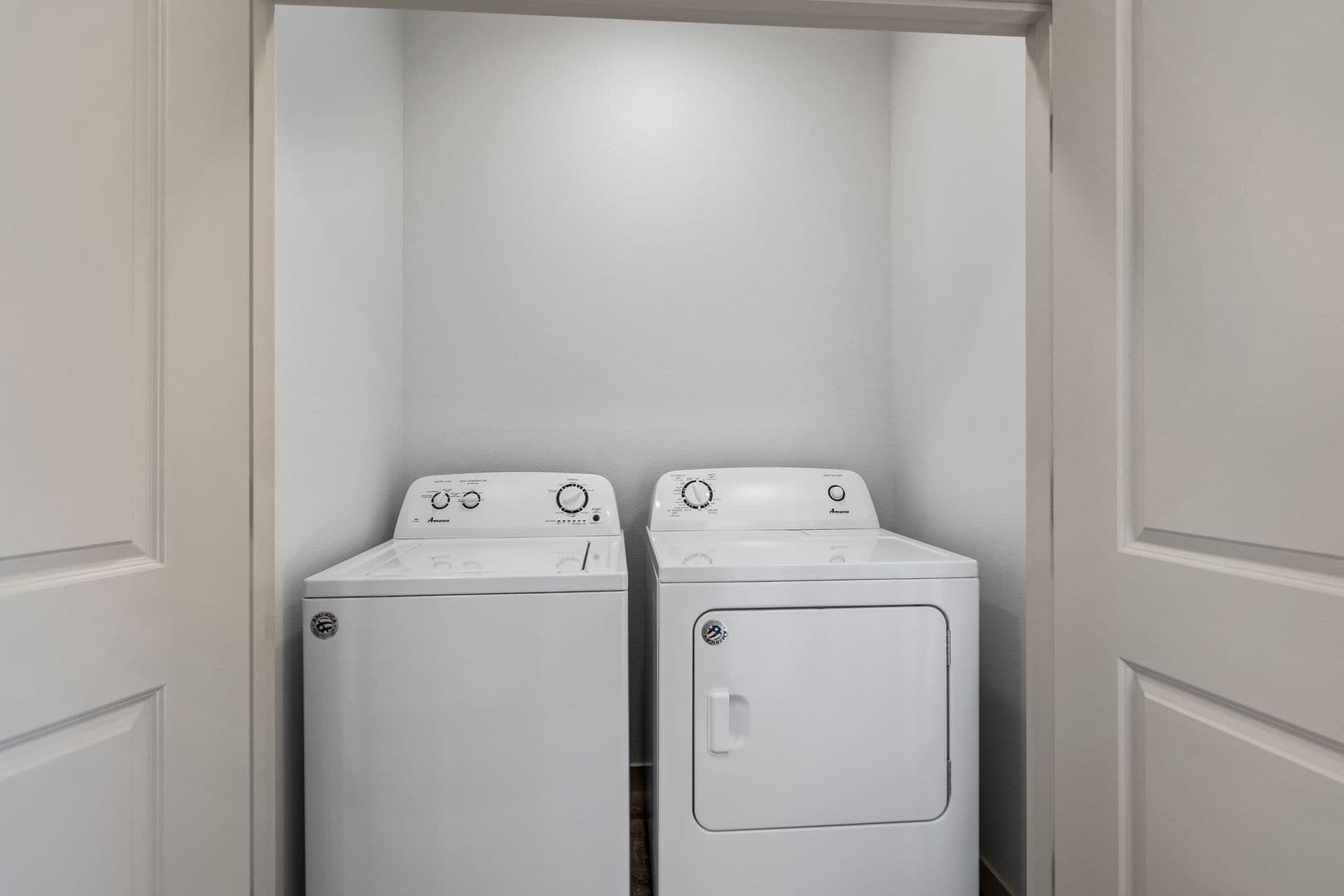 Redmond Apartment: 630 NW Kingwood Ave