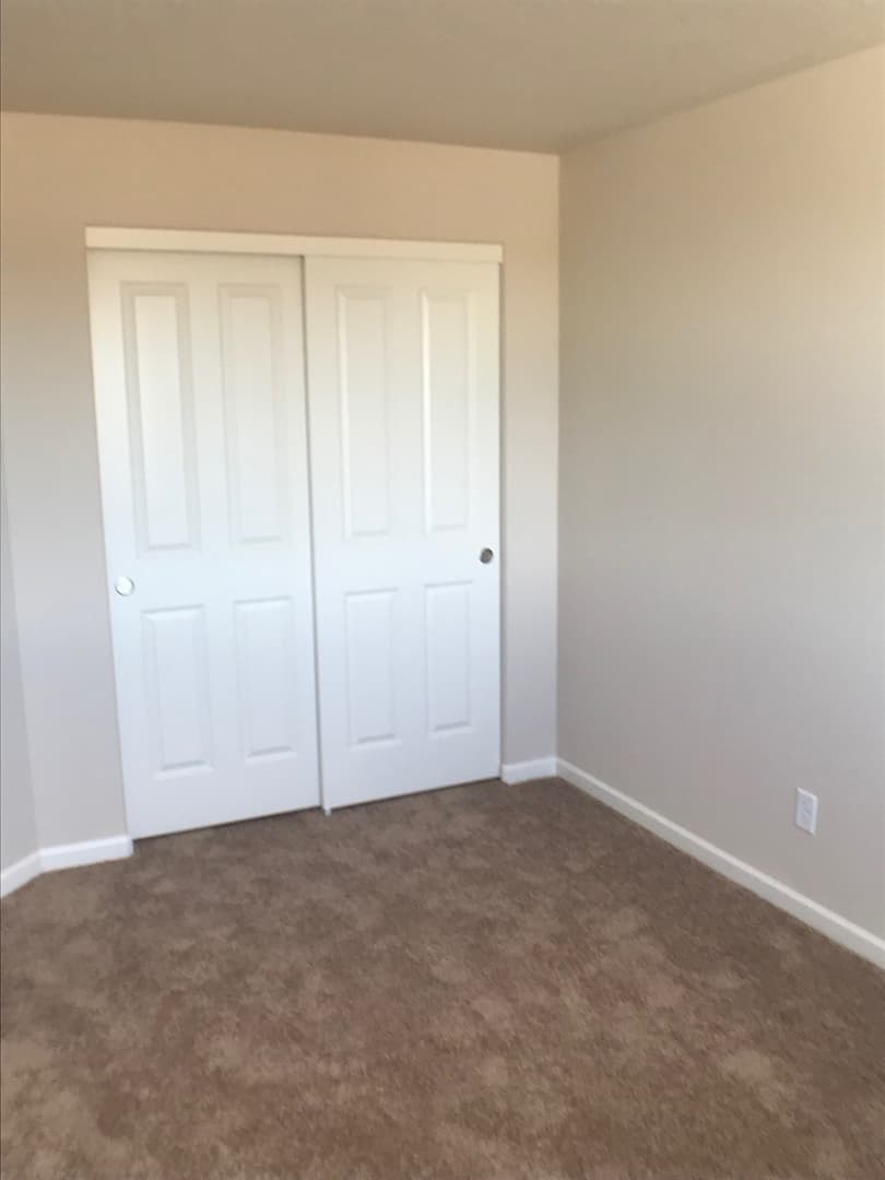 Redmond Townhome: 2727 SW Juniper Avenue