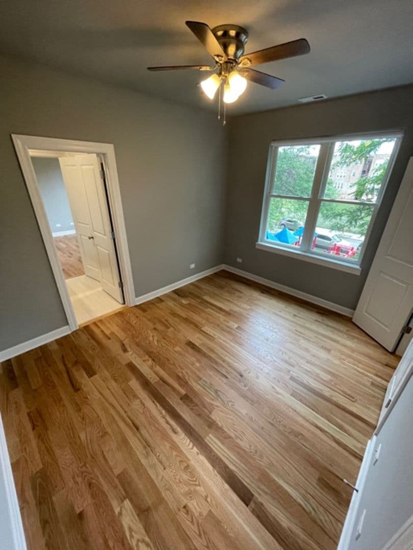 Chicago Apartment: 6204 S. Kimbark