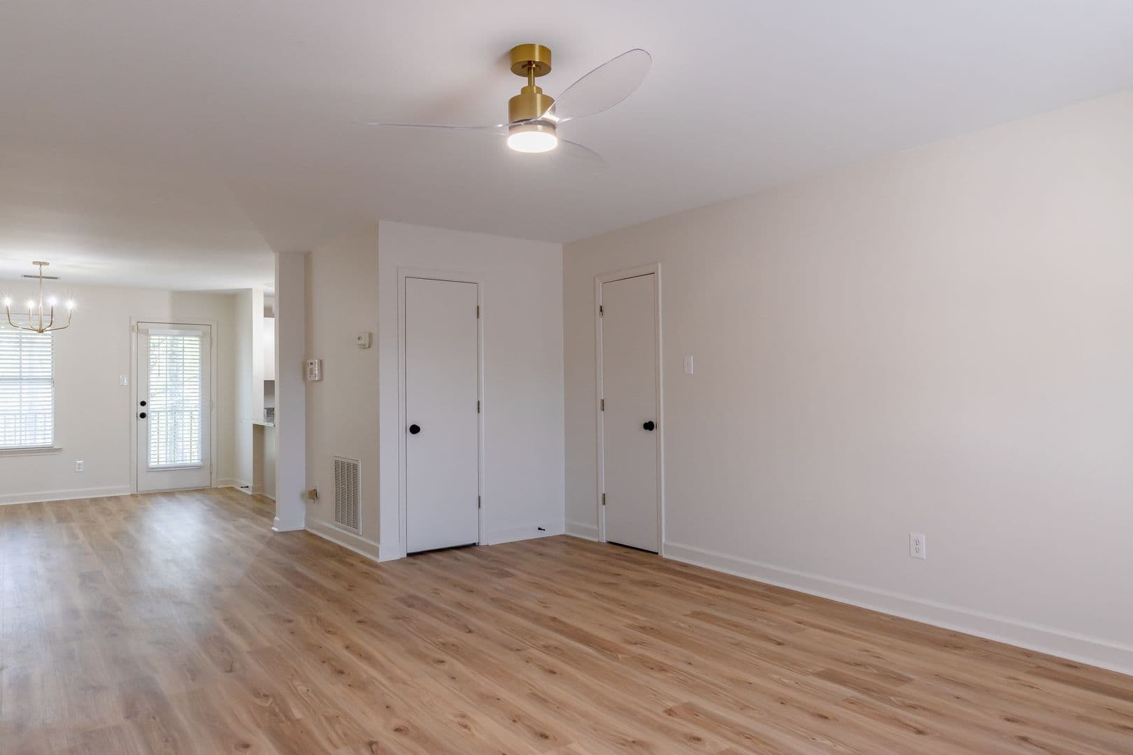 Little Rock Apartment: LRPV, LLC