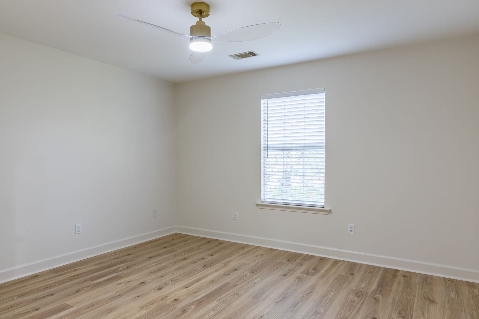 Little Rock Apartment: LRPV, LLC