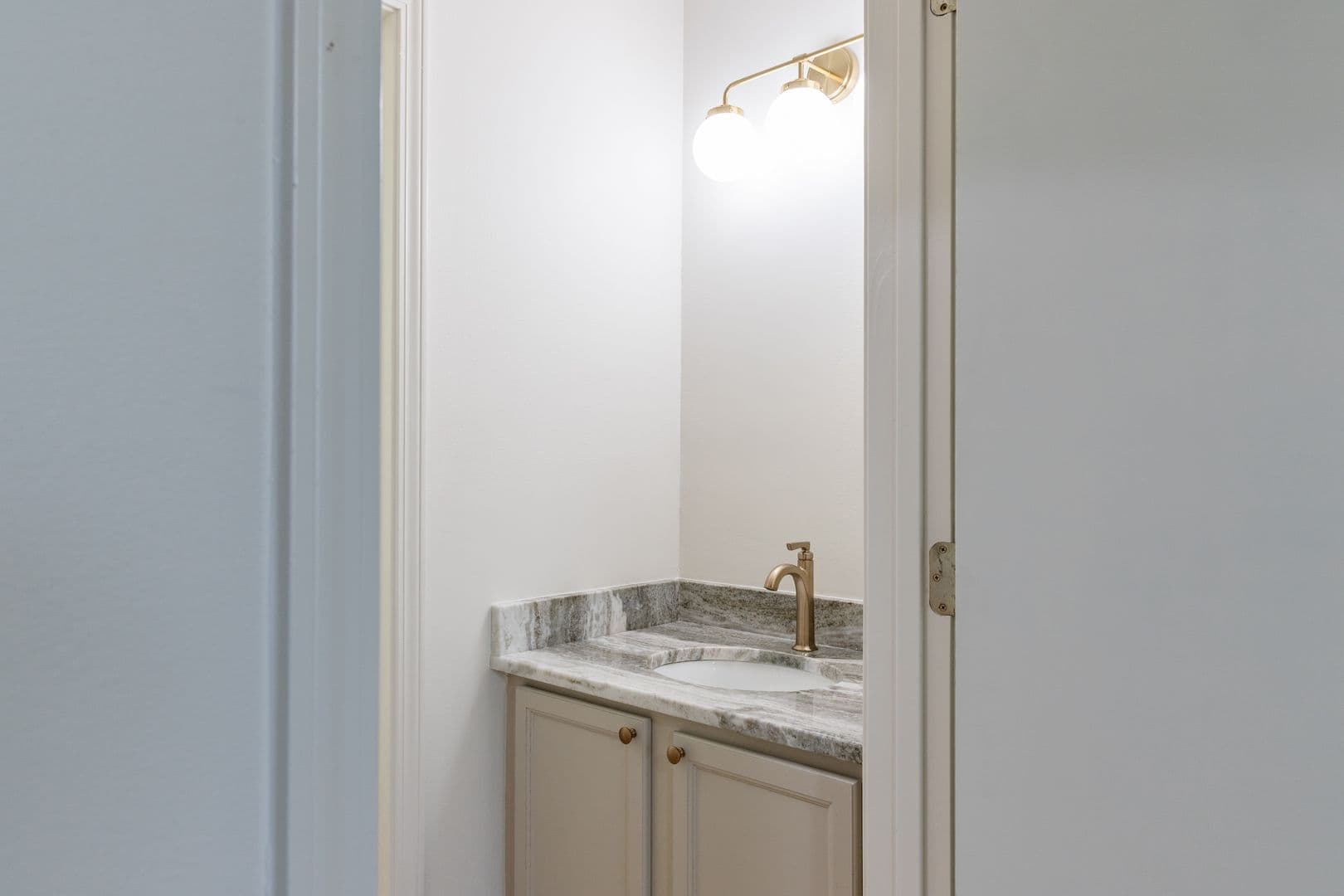 Little Rock Apartment: LRPV, LLC