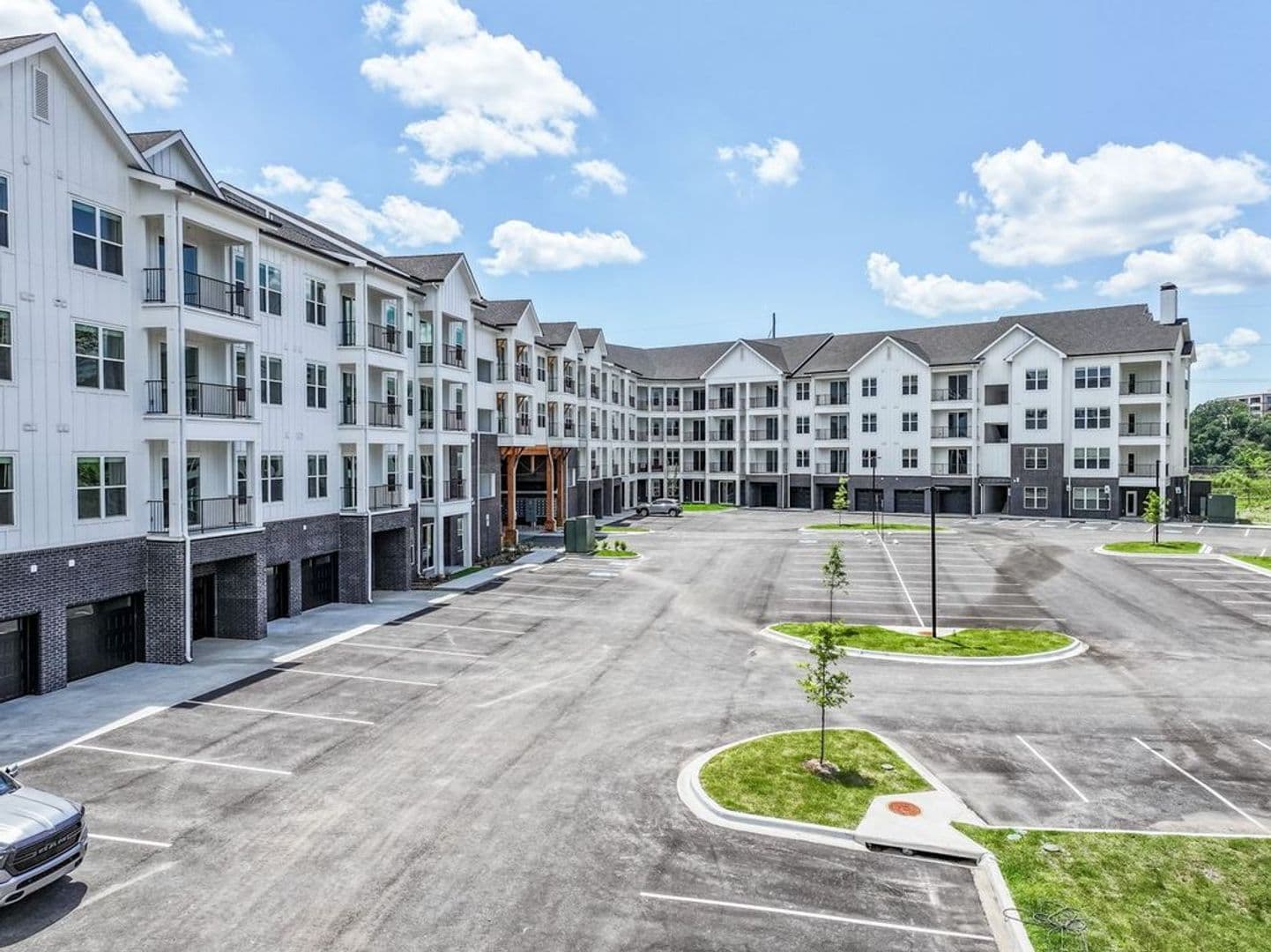 North Little Rock Apartment: 1120 Rockwater Blvd