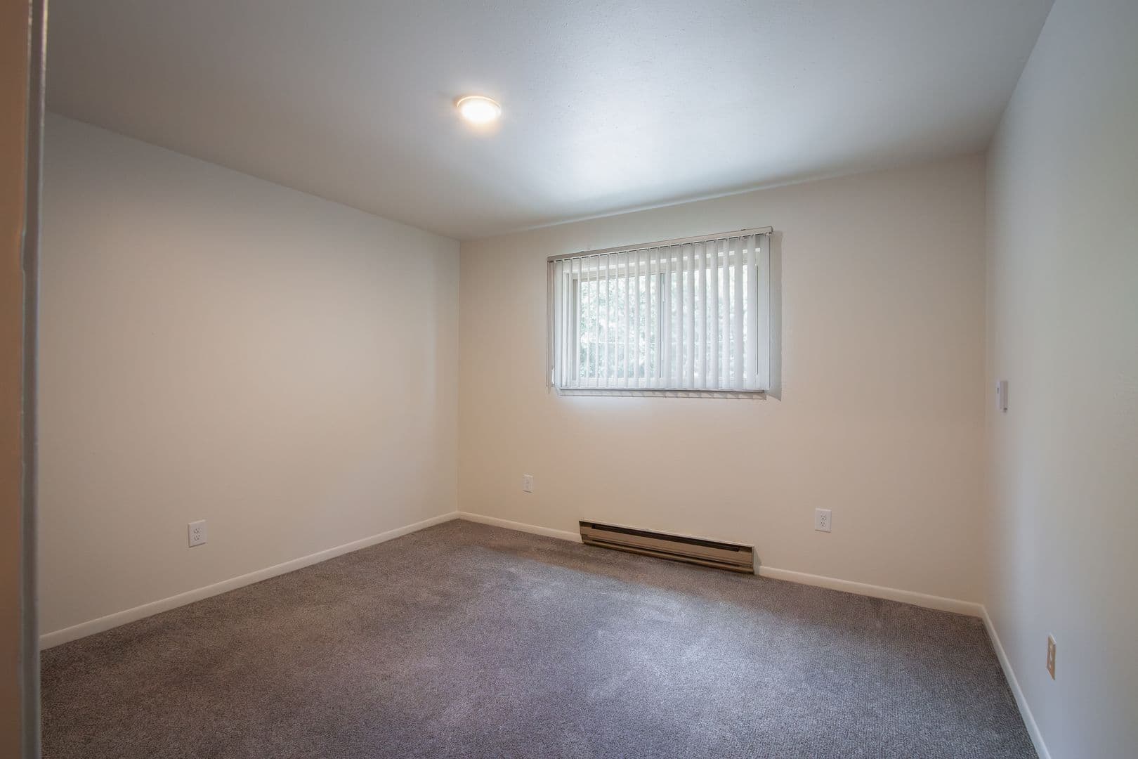 East Lansing Apartment: 2345 N. Harrison Road
