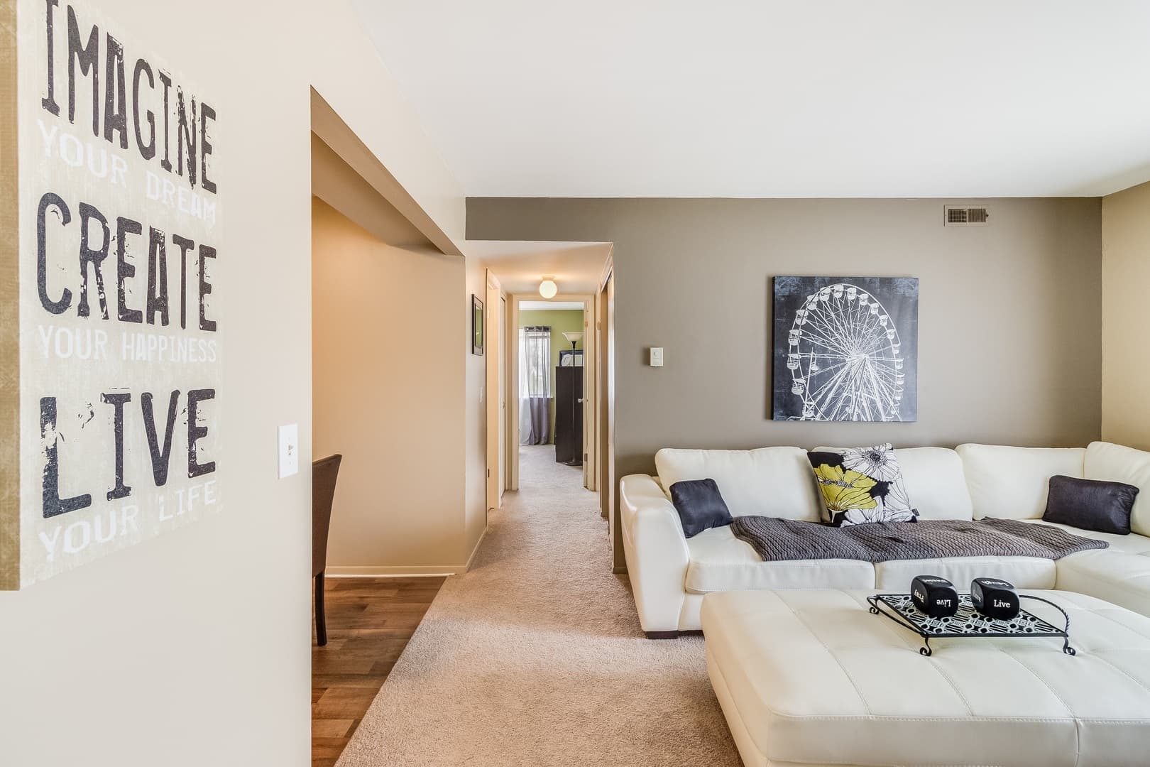 Lapeer Apartment: 55 Suzanne Drive